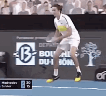 Daniil Medvedev Squat GIF - Daniil Medvedev Squat Tennis GIFs