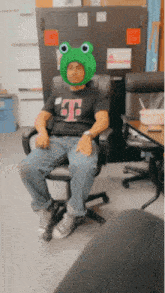 Tommy Salute T Mobile GIF - Tommy Salute T Mobile Tommy GIFs
