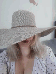 Coucou Hat GIF - Coucou Hat Hello GIFs