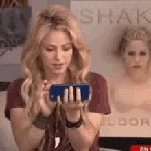 Shakira GIF - Passada Pasma Naoacredito GIFs