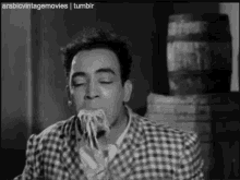 ismail yassine funny eating spaggetti psycho