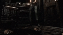 Resident Evil Jill Valentine GIF - Resident Evil Jill Valentine Bug Shaker GIFs