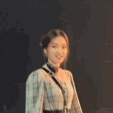 Gowon Loona GIF - Gowon Loona Model GIFs