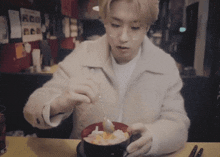 Jisung Date Straykids GIF - Jisung Date Straykids Jisung Food GIFs