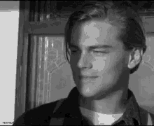 Leonardo Dicaprio 90s GIF - Leonardo Dicaprio 90s Laugh GIFs