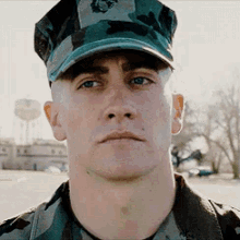 Marine Jake GIF - Marine Jake Gyllenhaal GIFs