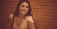 Kendall Jenner Pose GIF - Kendall Jenner Pose Smile GIFs