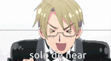 a man in a tuxedo is making a funny face with the words solo de near written below him