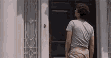Tom Hanks Door Belll GIF - Tom Hanks Door Belll Blow Up GIFs