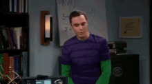 теория большого взрыва уходи убирайся хаха GIF - The Big Bang Theory Get Out Go Away GIFs