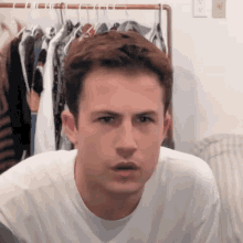 Dylan Minnette Confused GIF - Dylan Minnette Confused What GIFs