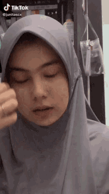tiktok girl hijab flower gleba