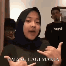 Emang Lagi Manjaaaaa GIF - Nisa Sabyan Joget Dance GIFs