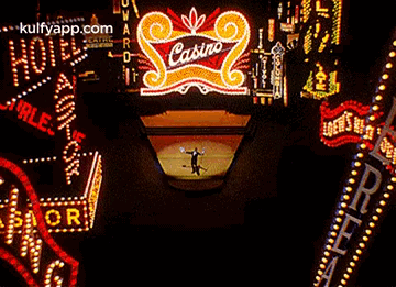 Apitol Ahotelcasinorleorrei.Gif GIF - Apitol Ahotelcasinorleorrei Singin' In-the-rain Q GIFs