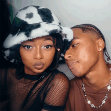Kissy Lips Eli Derby GIF - Kissy Lips Eli Derby Wicked Song GIFs