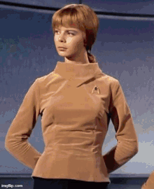 Females Star Trek GIF - Females Star Trek GIFs