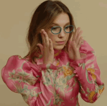 Glasses Vogue GIF - Glasses Vogue Millie Bobby Brown GIFs