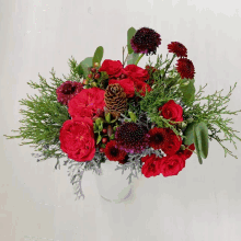 Diy Flowers Bouquet Of Flowers In A Vase GIF