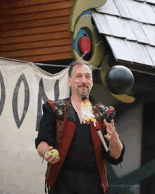 bristol renaissance fair juggler juggle