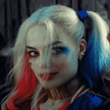 Harley Quinn Margot Robbie GIF - Harley Quinn Margot Robbie Wink GIFs