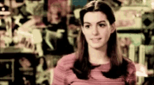 Anne Hathaway Princess Diaries GIF - Anne Hathaway Anne Hathaway GIFs