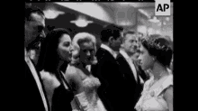 Diana Dors Vintage GIF - Diana Dors Vintage Black And White GIFs