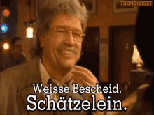 Weisse Bescheid Horst Schlämmer GIF - Weisse Bescheid Horst Schlämmer Schätzelein GIFs