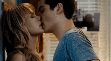 Dylan O Brien Kiss GIF - Dylan O Brien Kiss Love GIFs