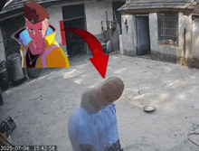 a picture of a man with a red arrow pointing to a picture of a man