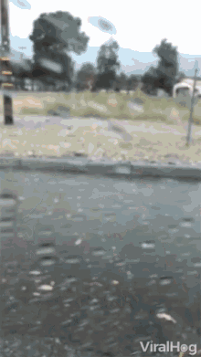 Viralhog Splash GIF - Viralhog Splash Wet GIFs