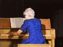 Piano Pianist GIF - Piano Pianist Elderly GIFs
