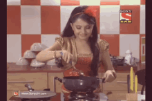 Gia Manek Cooking GIF - Gia Manek Cooking GIFs