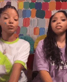 Chloe And Halle Period GIF - Chloe And Halle Period And I Oop GIFs