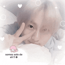 a picture of a person with the words somos solo de eli written below it