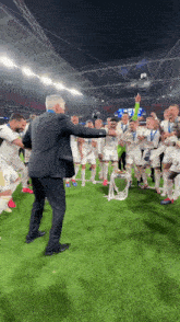 Real Madrid Champions League GIF - Real Madrid Champions League Celebrations GIFs
