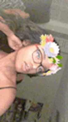 Flowercrown You Are So Cute GIF - Flowercrown You Are So Cute Selfie GIFs