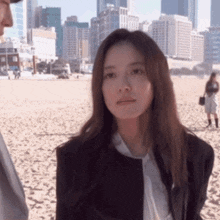 Seyoung Reaction Walking GIF - Seyoung Reaction Walking Ignoring GIFs