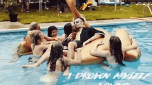 I Drown My Self In Loving Drown GIF - I Drown My Self In Loving Drown Pool Party GIFs