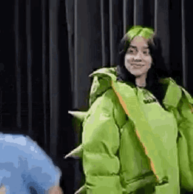 billie-eilish.gif