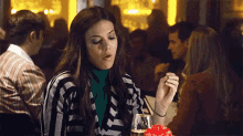 Eating Greeting GIF - This Is Us This Is Us Series Rebecca Pearson GIFs