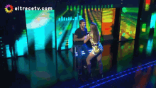 Rock And Roll Ximena Capristo GIF - Rock And Roll Ximena Capristo Bienvenidos A Bordo GIFs