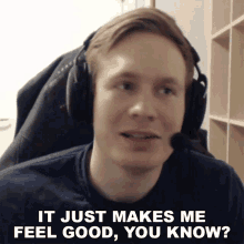 It Just Makes Me Feel Good You Know Clg Broxah GIF - It Just Makes Me Feel Good You Know Clg Broxah Counter Logic Gaming GIFs