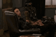 Mitchell Annie And Mitchell GIF - Mitchell Annie And Mitchell Cup Of Tea GIFs