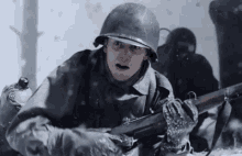 Band Of Brothers Battle Of The Bulge GIF - Band Of Brothers Battle Of The Bulge Get Down GIFs