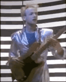A Flock Of Seagulls Transfer Affection GIF - A Flock Of Seagulls Transfer Affection Music Video GIFs