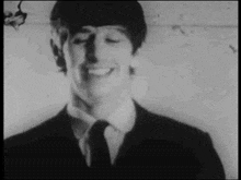 Ringo Starr Beatles GIF - Ringo Starr Ringo Beatles GIFs