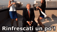Secchiata Secchio Acqua Caldo Estate Scherzetto Trump GIF - Bucketful Bucket Water GIFs