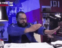Quenelle GIF