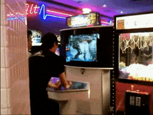 Arcade Mvc GIF - Arcade Mvc Mvc2 GIFs