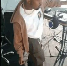 Yeezy Kanye West GIF - Yeezy Kanye West Dance GIFs